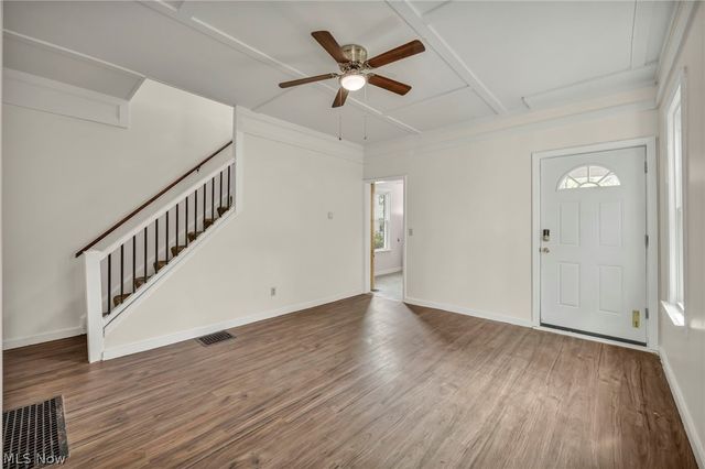 1023 W Washington Avenue, Lorain, OH 44052