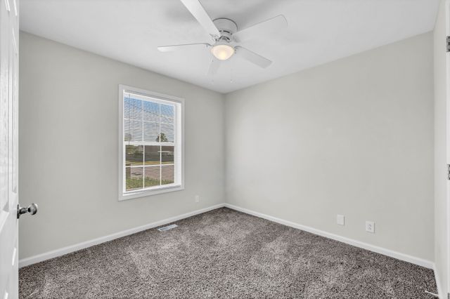 3393 Endsworth Dr, Clarksville, TN 37042