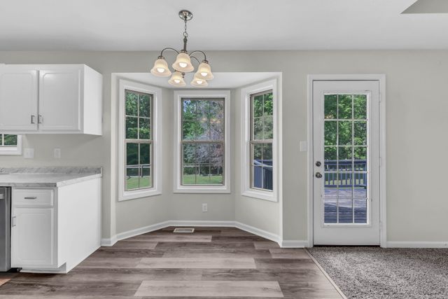 3393 Endsworth Dr, Clarksville, TN 37042