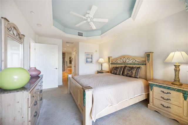 7702 LAKE VISTA COURT 305, Lakewood Ranch, FL 34202