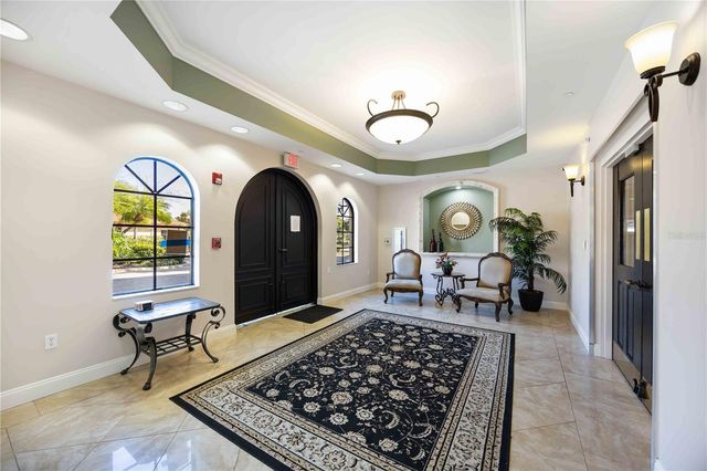 7702 LAKE VISTA COURT 305, Lakewood Ranch, FL 34202