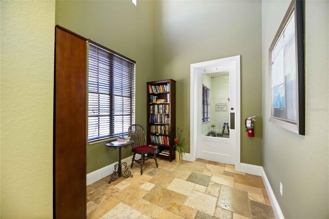 7702 LAKE VISTA COURT 305, Lakewood Ranch, FL 34202