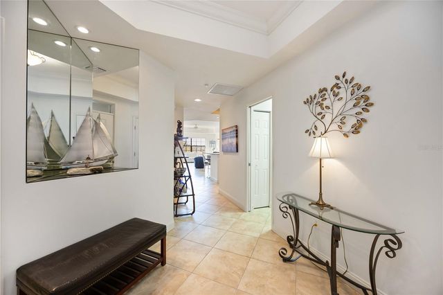 7702 LAKE VISTA COURT 305, Lakewood Ranch, FL 34202