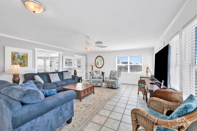 1637 W Beach Boulevard, Gulf Shores, AL 36542