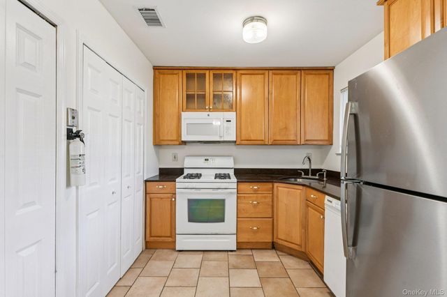 114 Feller Drive, Central Islip, NY 11722