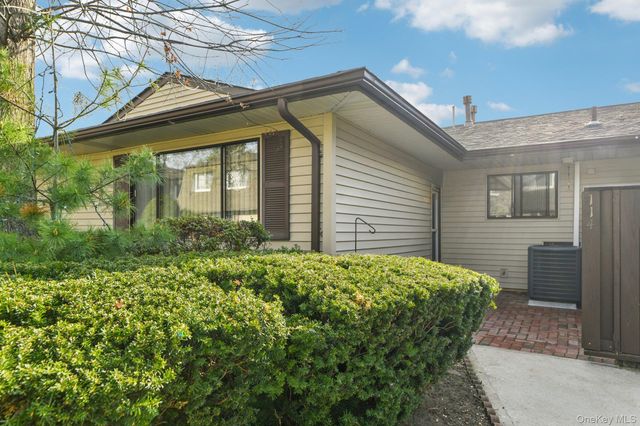 114 Feller Drive, Central Islip, NY 11722