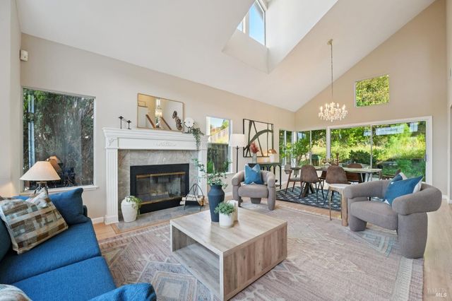 872 S Regatta Dr, Vallejo, CA 94591