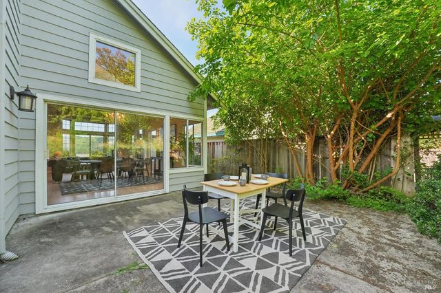 872 S Regatta Dr, Vallejo, CA 94591