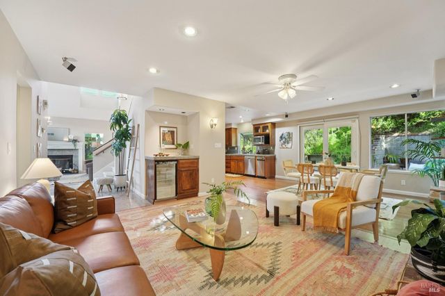 872 S Regatta Dr, Vallejo, CA 94591