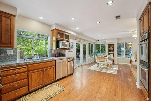 872 S Regatta Dr, Vallejo, CA 94591