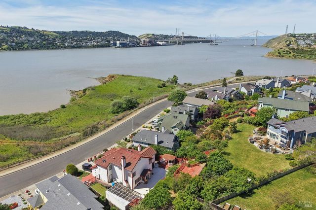 872 S Regatta Dr, Vallejo, CA 94591