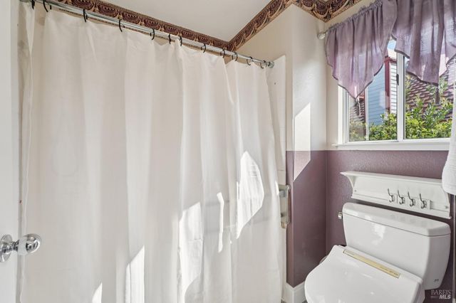 872 S Regatta Dr, Vallejo, CA 94591