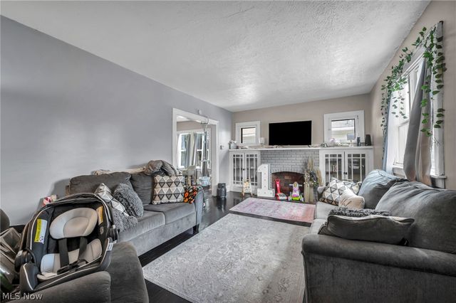 1288 Pondview Avenue, Akron, OH 44305