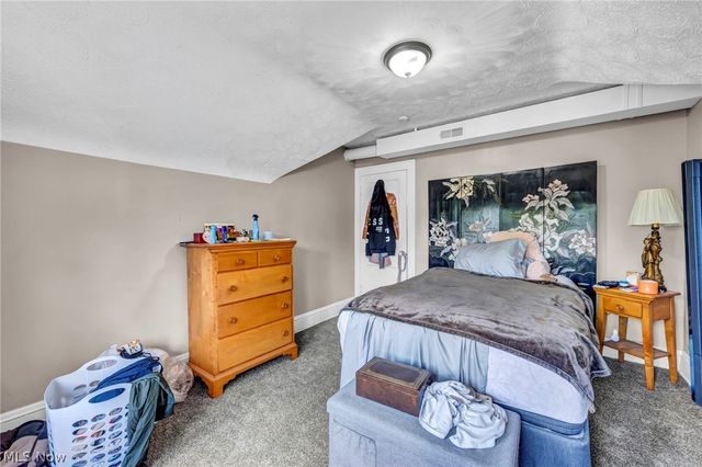 1288 Pondview Avenue, Akron, OH 44305