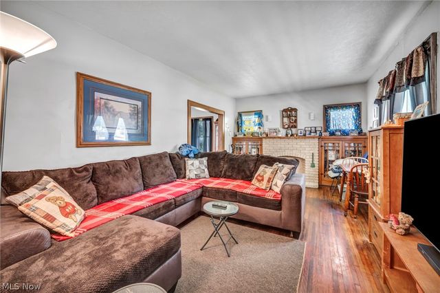1288 Pondview Avenue, Akron, OH 44305