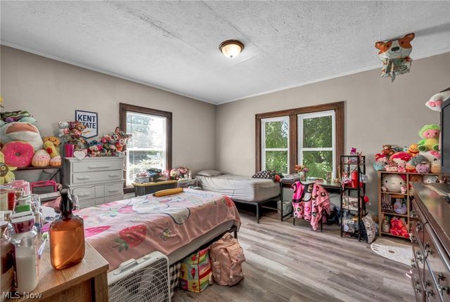 1288 Pondview Avenue, Akron, OH 44305