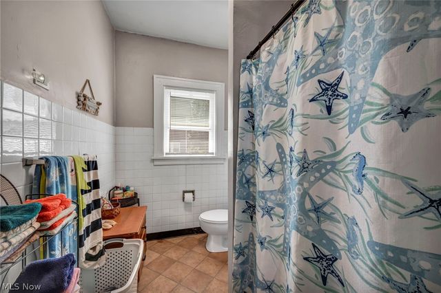 1288 Pondview Avenue, Akron, OH 44305
