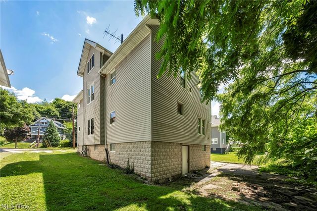 1288 Pondview Avenue, Akron, OH 44305