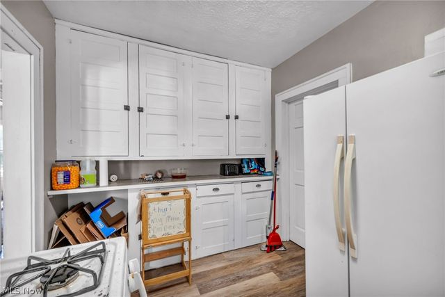 1288 Pondview Avenue, Akron, OH 44305