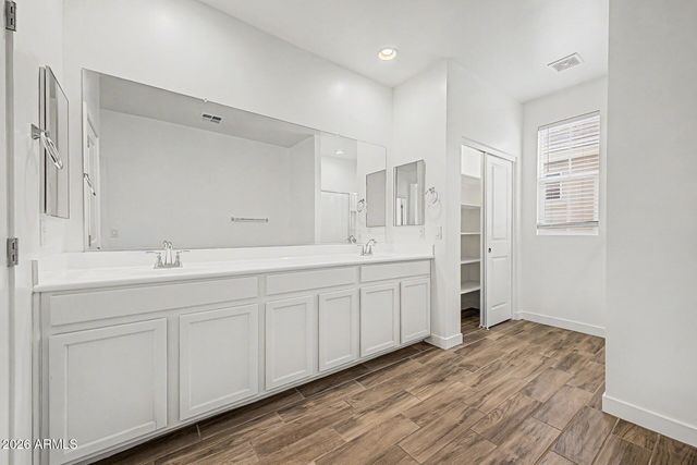 5532 S DILLON Avenue, Mesa, AZ 85212