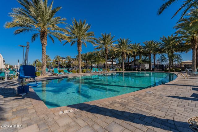 5532 S DILLON Avenue, Mesa, AZ 85212