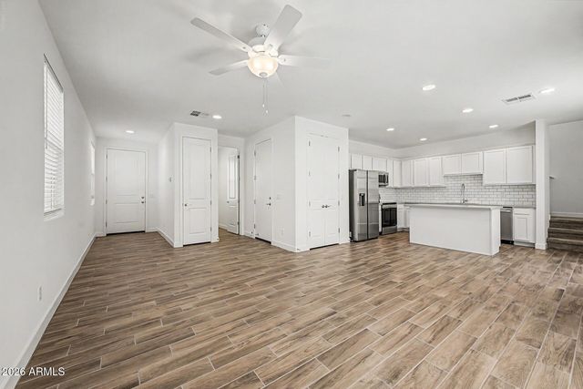 5532 S DILLON Avenue, Mesa, AZ 85212