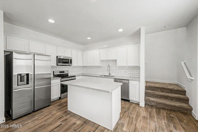 5532 S DILLON Avenue, Mesa, AZ 85212