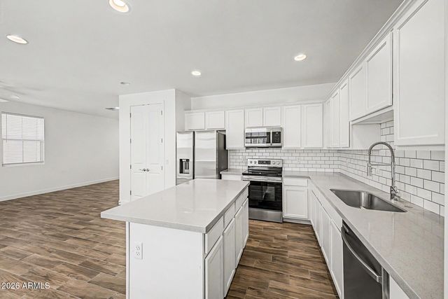 5532 S DILLON Avenue, Mesa, AZ 85212