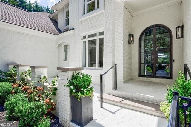 4526 Peachtree Dunwoody Road, Atlanta, GA 30342