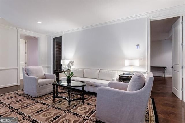 4526 Peachtree Dunwoody Road, Atlanta, GA 30342