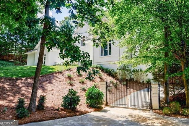 4526 Peachtree Dunwoody Road, Atlanta, GA 30342