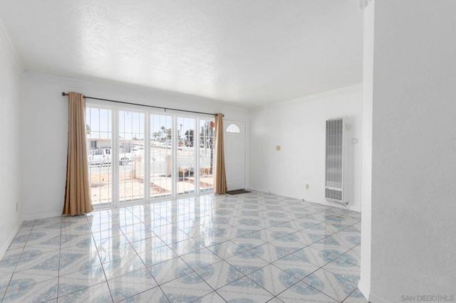 5359 Redwood St, San Diego, CA 92105
