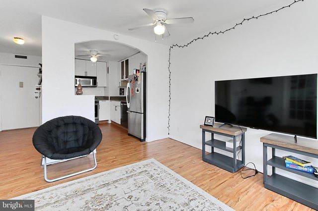 2030 N ADAMS ST #1201, Arlington, VA 22201