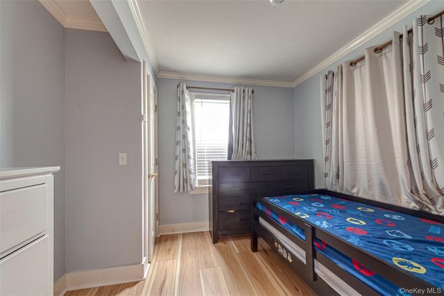 1022 Parkway Street, Riverhead, NY 11901