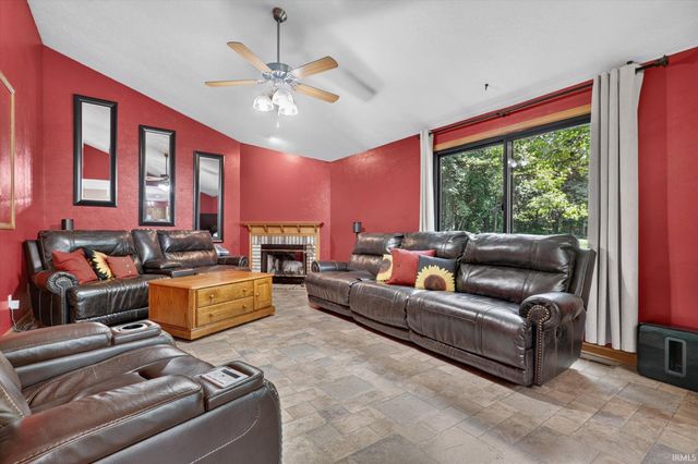 51976 Westwood Forest Drive, South Bend, IN 46628
