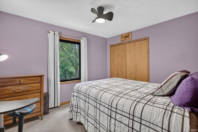 51976 Westwood Forest Drive, South Bend, IN 46628