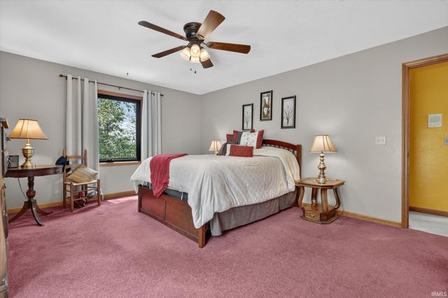 51976 Westwood Forest Drive, South Bend, IN 46628