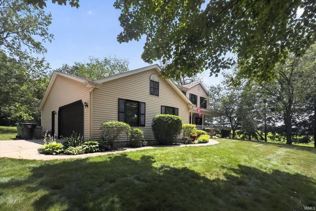 51976 Westwood Forest Drive, South Bend, IN 46628