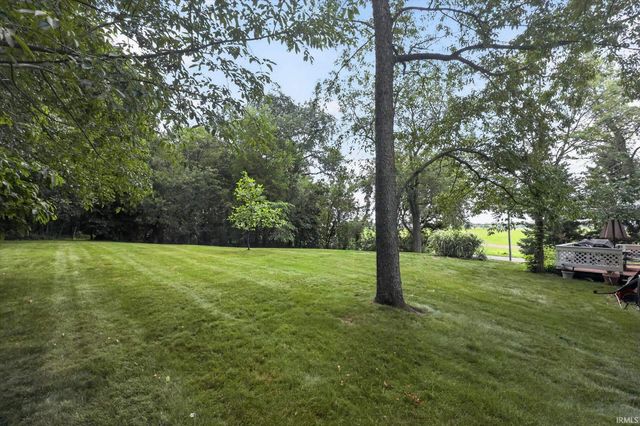 51976 Westwood Forest Drive, South Bend, IN 46628
