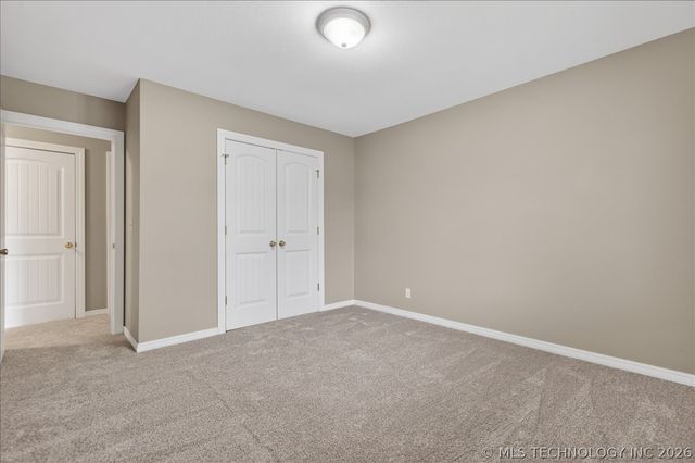 4610 ROLLING MEADOWS Road, Bartlesville, OK 74006