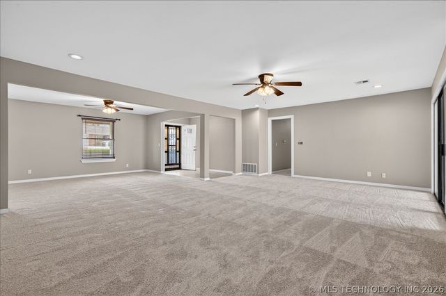 4610 ROLLING MEADOWS Road, Bartlesville, OK 74006