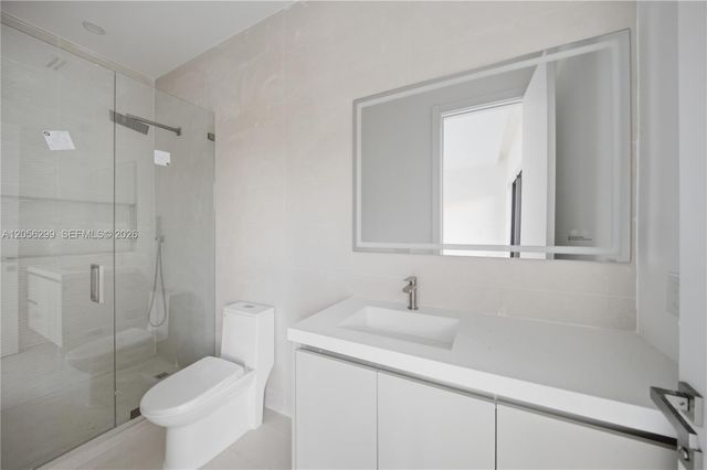 17 SE 12th Avenue, Fort Lauderdale, FL 33301