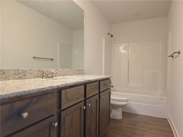 605 W Loren Drive A, Siloam Springs, AR 72761