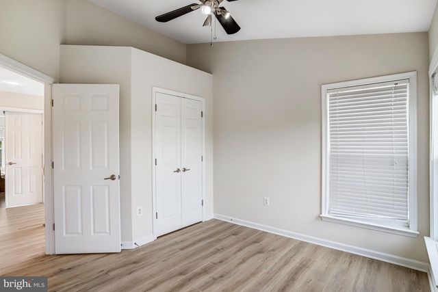 2463 SILK CT, Herndon, VA 20171