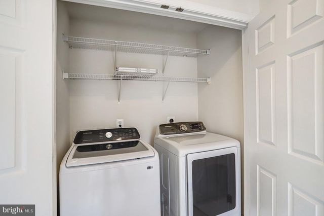 2463 SILK CT, Herndon, VA 20171