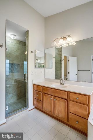 2463 SILK CT, Herndon, VA 20171