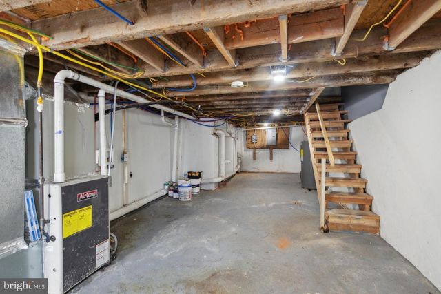 2444 N CLEVELAND ST, Philadelphia, PA 19132