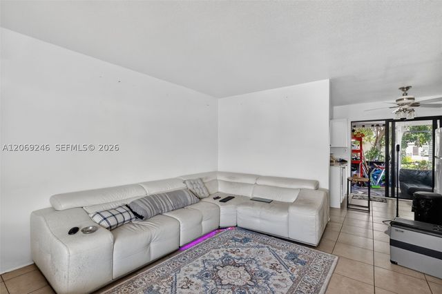 5816 Cleveland St 2, Hollywood, FL 33021