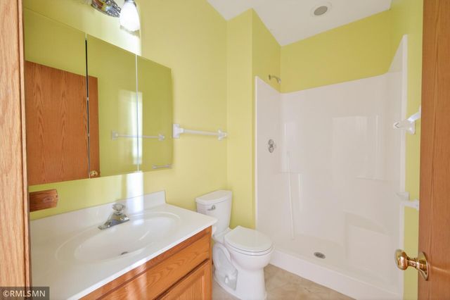 6801 24th Street N, Oakdale, MN 55128