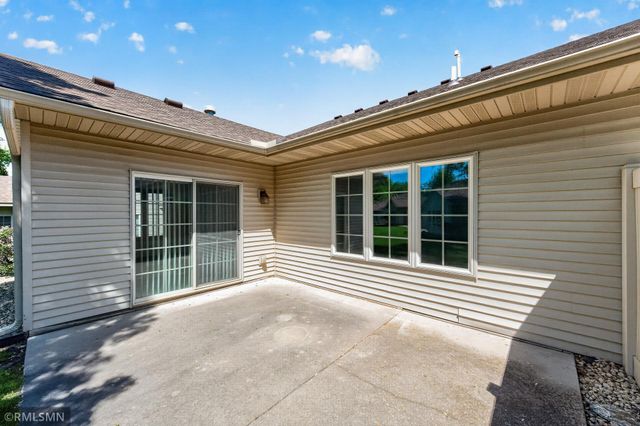 6801 24th Street N, Oakdale, MN 55128